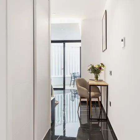 Apartment Un Acogedor Complejo Compuesto De 5 *